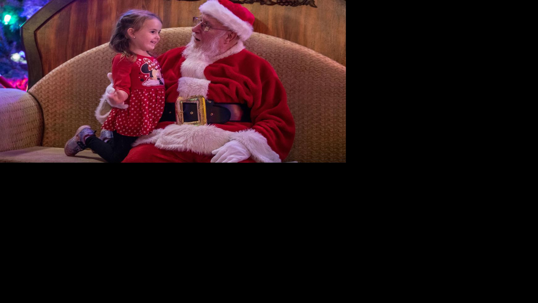 Santa S Coming To Town Here S Where You Can Find Him Momaha