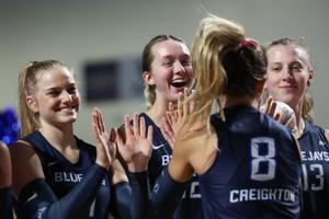 Ava Martin powers No. 6 Creighton volleyball to sweep of Villanova