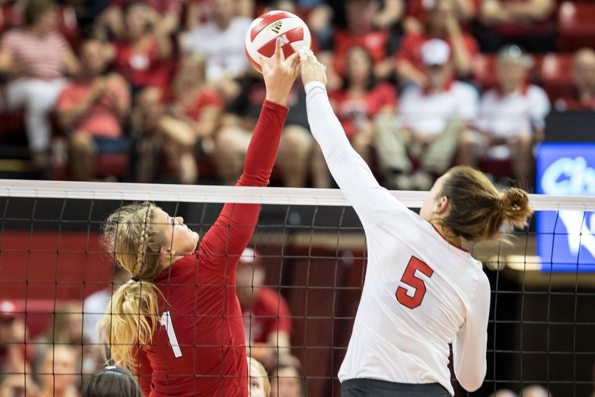 Husker newcomers earn praise after NU's volleyball scrimmage in front ...