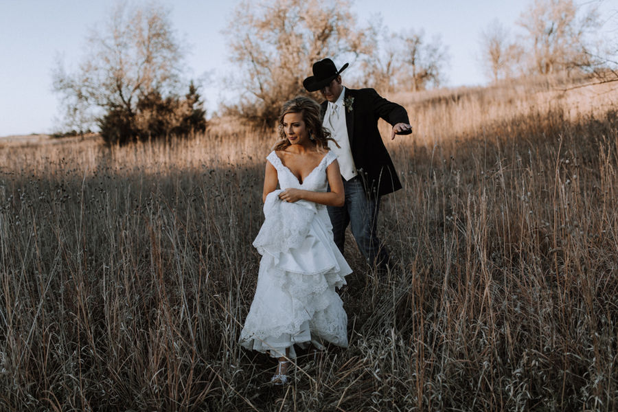 Inspiration // Rustic Country Wedding | Wedding Essentials | omaha.com