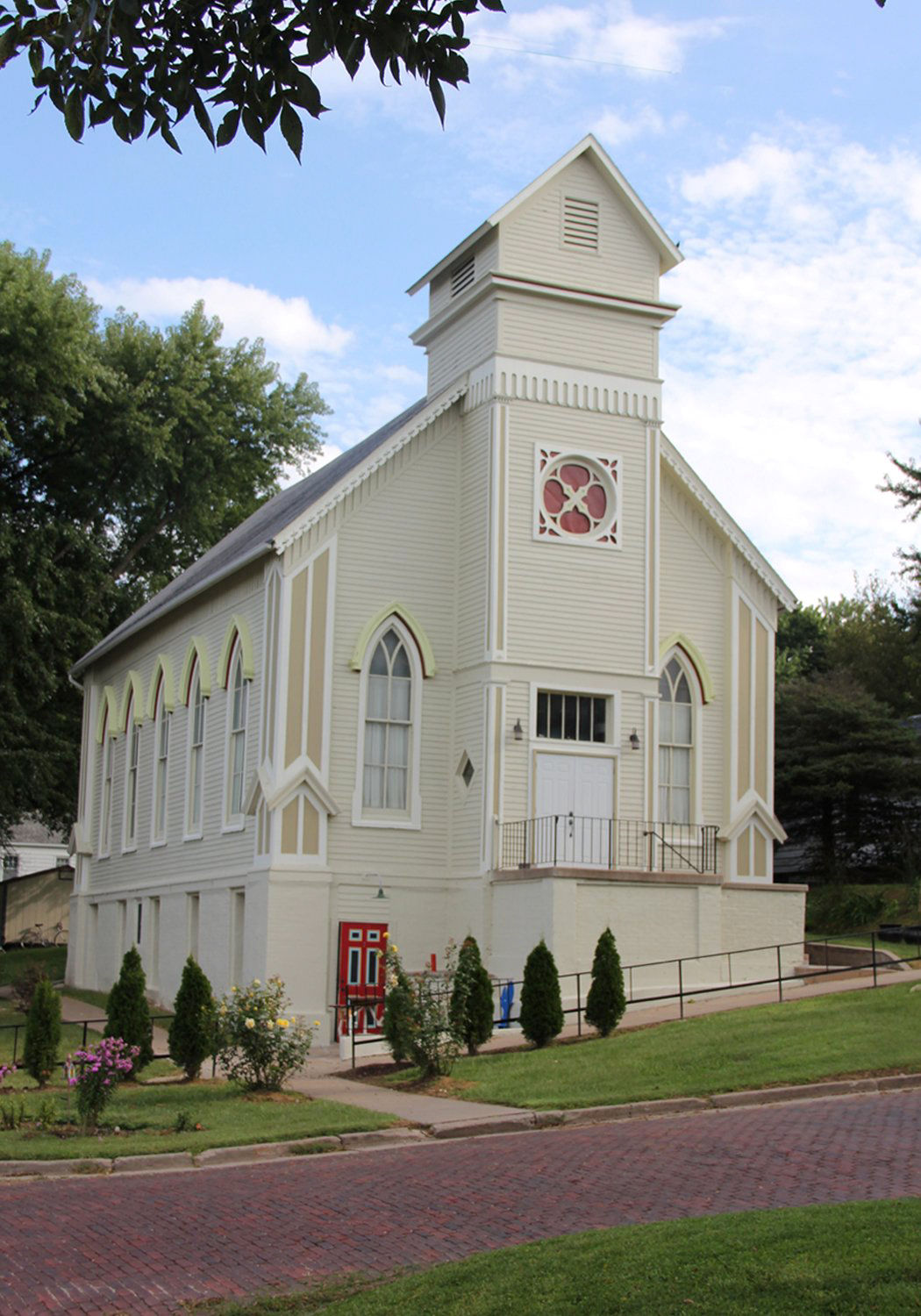 On a roll in Malvern, Iowa Town’s economic revival is centered on fine