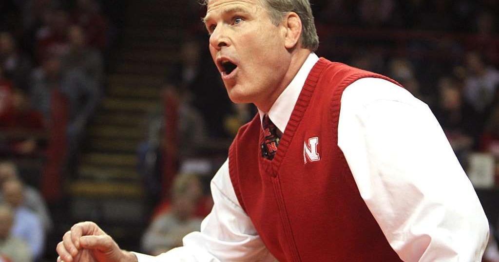 Mark Manning becomes NU's winningest coach with dual victory