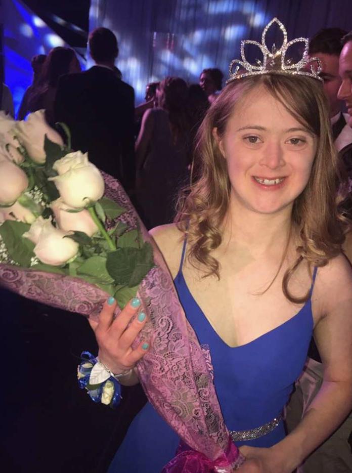 Elkhorn South prom queen