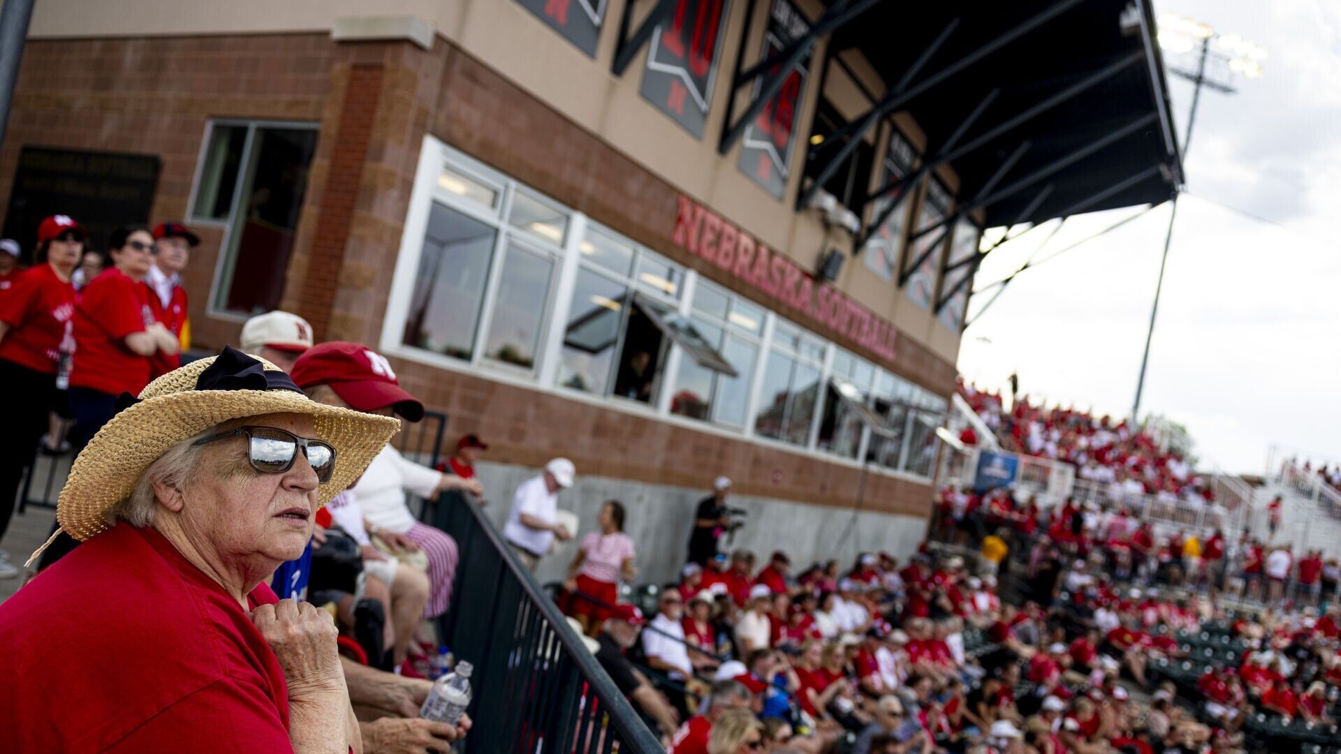 Nebraska softball wins opening NCAA softball regional game