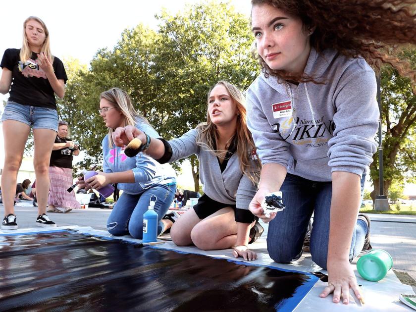 Art students from 22 Nebraska high schools compete at Hastings College event