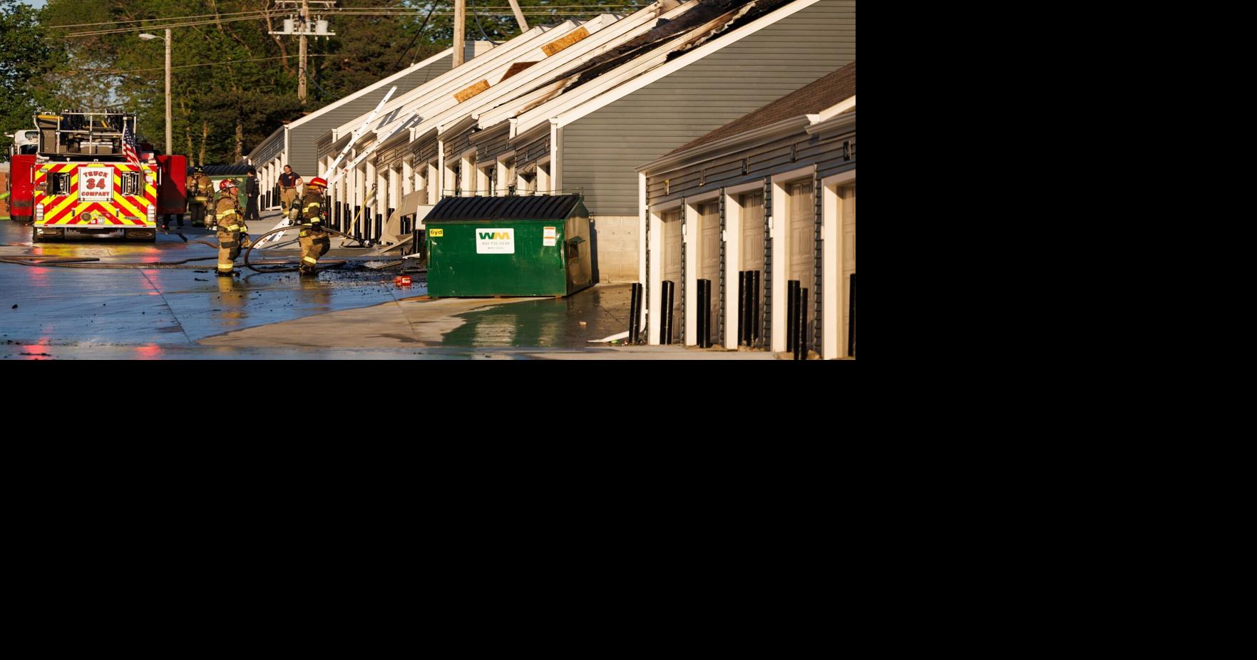 Fire destroys garages at central Omaha apartment complex