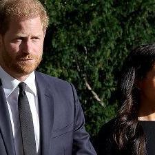 What Ryan Murphy's, Harry and Meghan's deals say about state of Hollywood - Vimarsana News