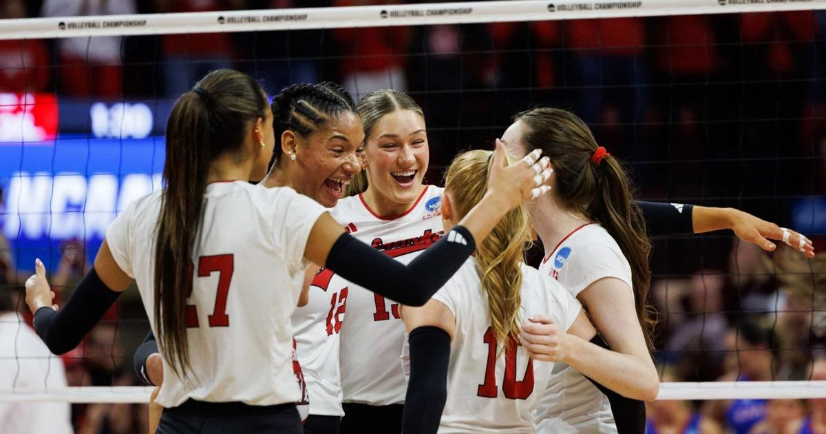 Nebraska volleyball surgical in sweeping Kansas to advance to Elite Eight