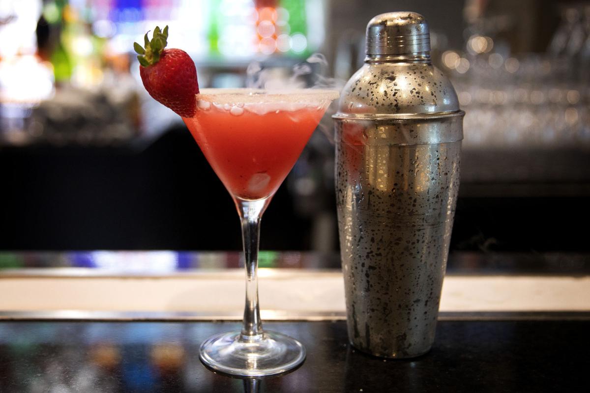 Dining Review Tavern 180 Serves An Approachable Blend Of Formal