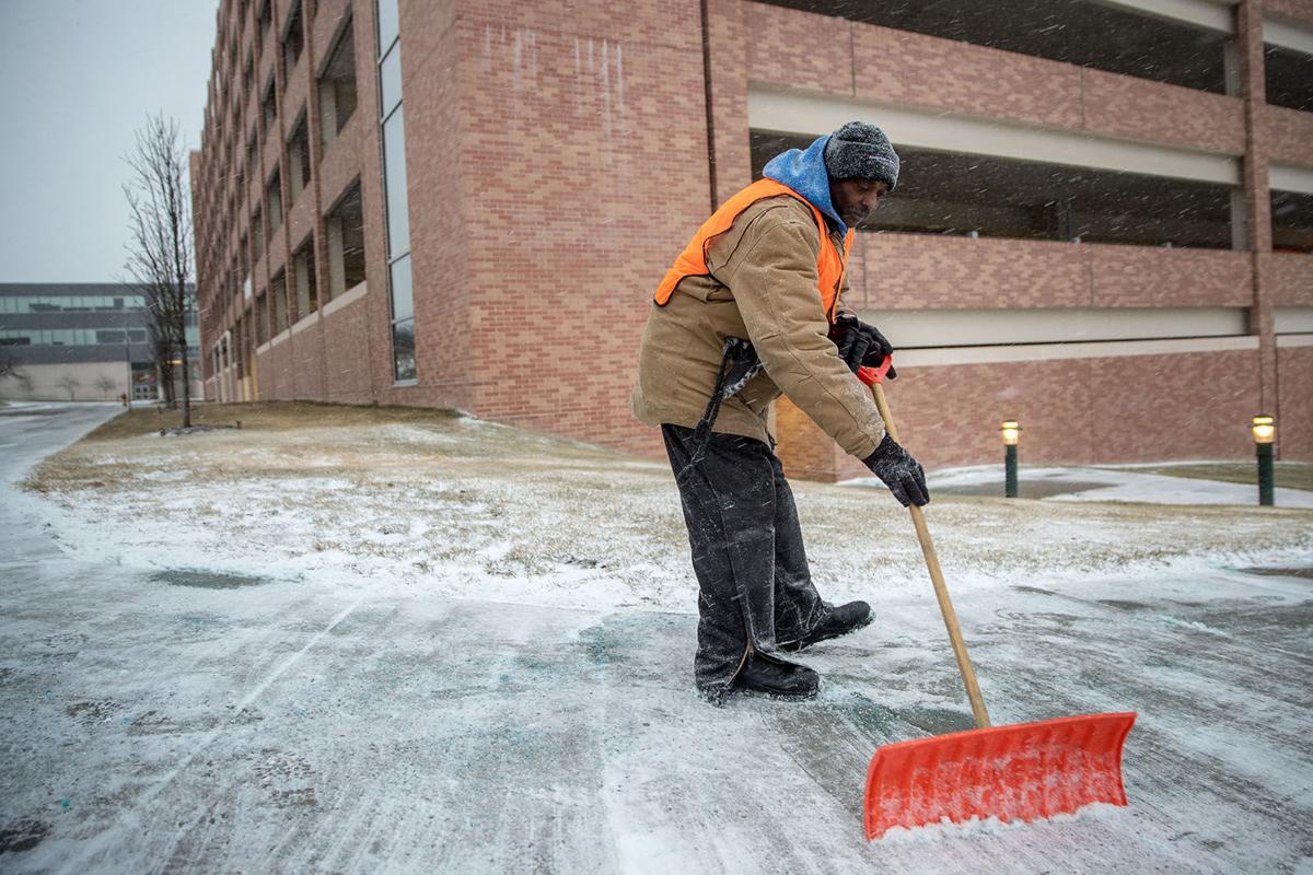 Roads Improving In Omaha Area But Use Caution As Snow Melt Refreezes Weather Omaha Com Roads Improving In Omaha Area But Use Caution As Snow Melt Refreezes Weather Omaha Com