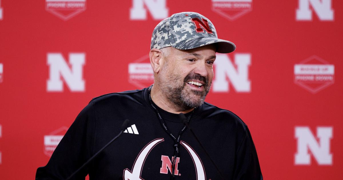 Video: Die vollständige Pressekonferenz von Matt Rhule vor dem Las Vegas ...
