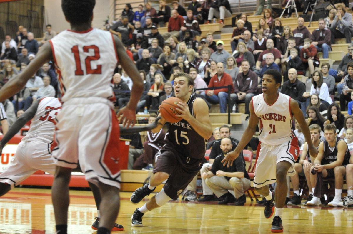 Omaha South S Defense Steps Up As Packers Top Norfolk Ne Prep