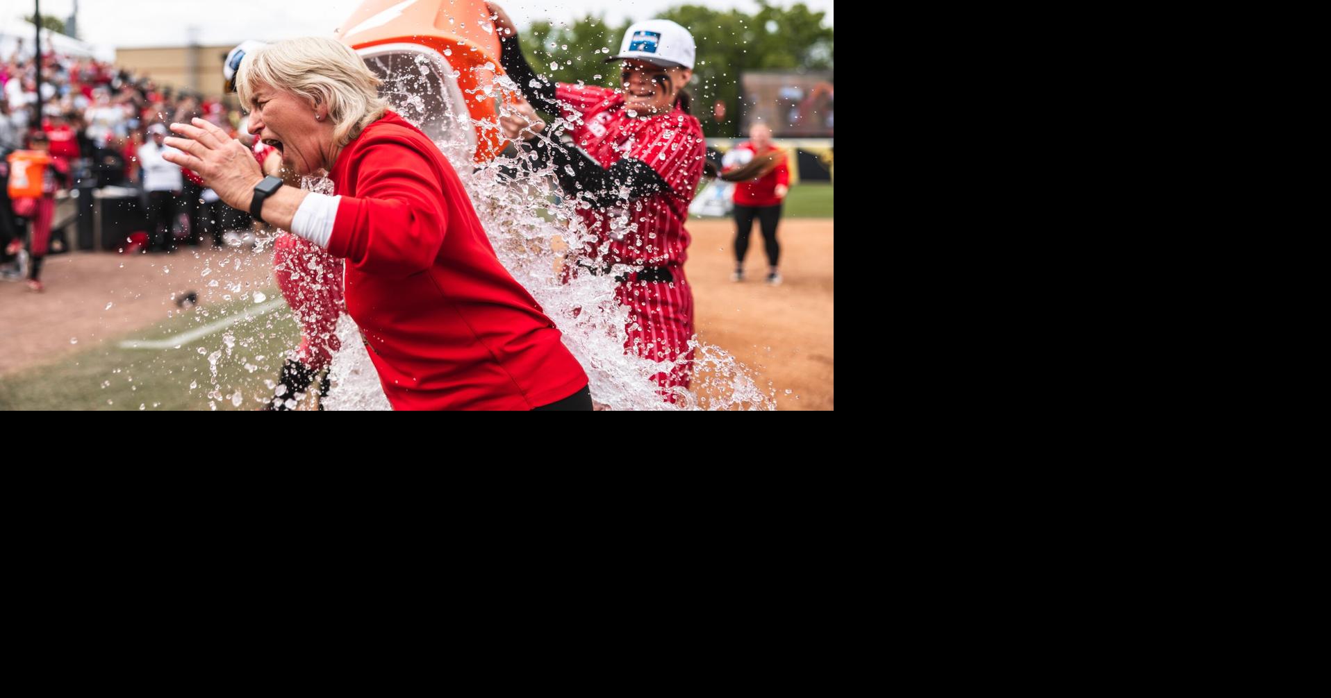 Just: Mit dem Big-Ten-Turniersieg macht sich das Softballteam von Nebraska ...
