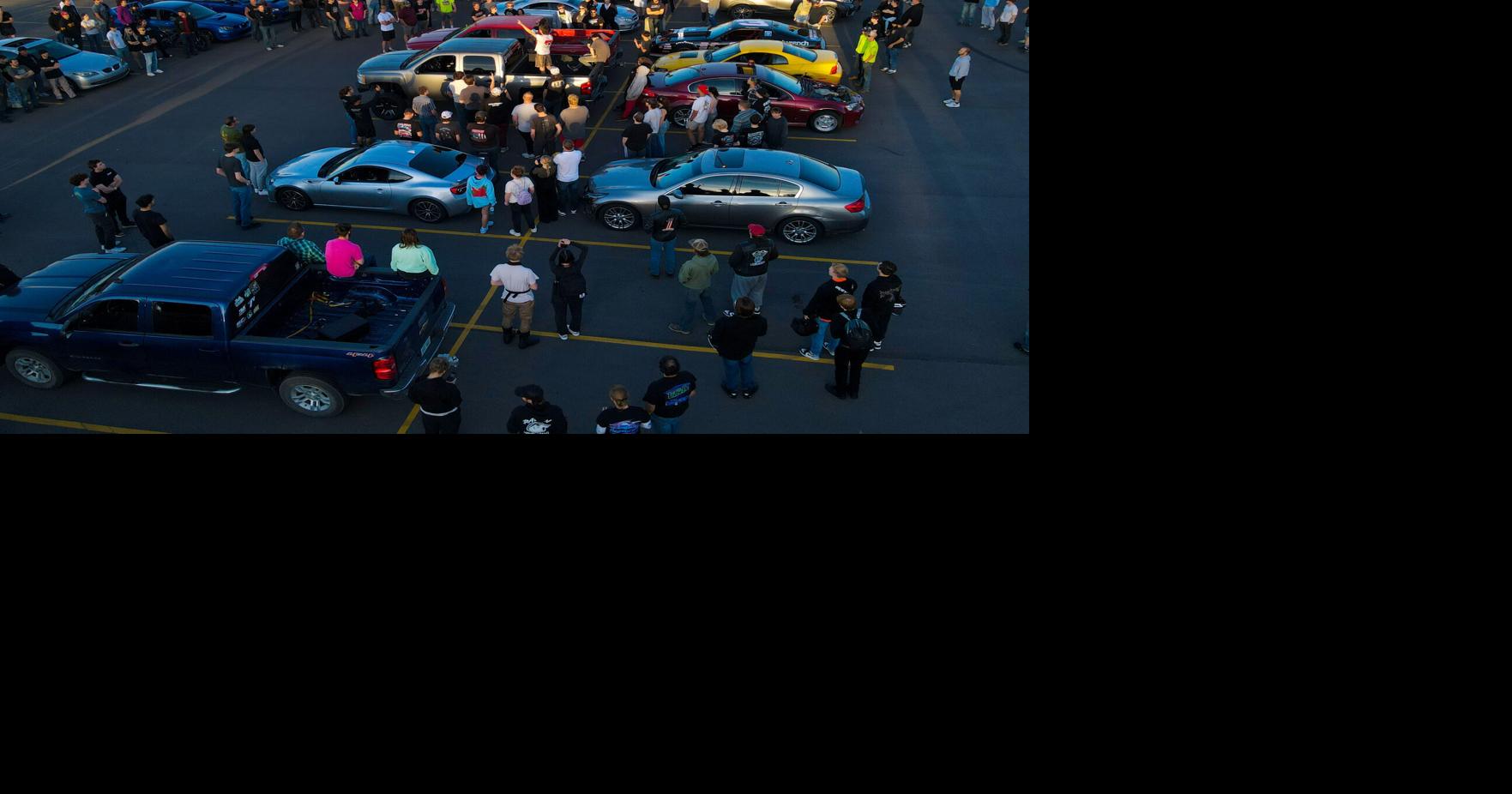 Lincoln car community honors 1320Video founder Kyle Loftis with cruise