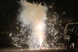 070426-owh-new-fireworks-cm-02