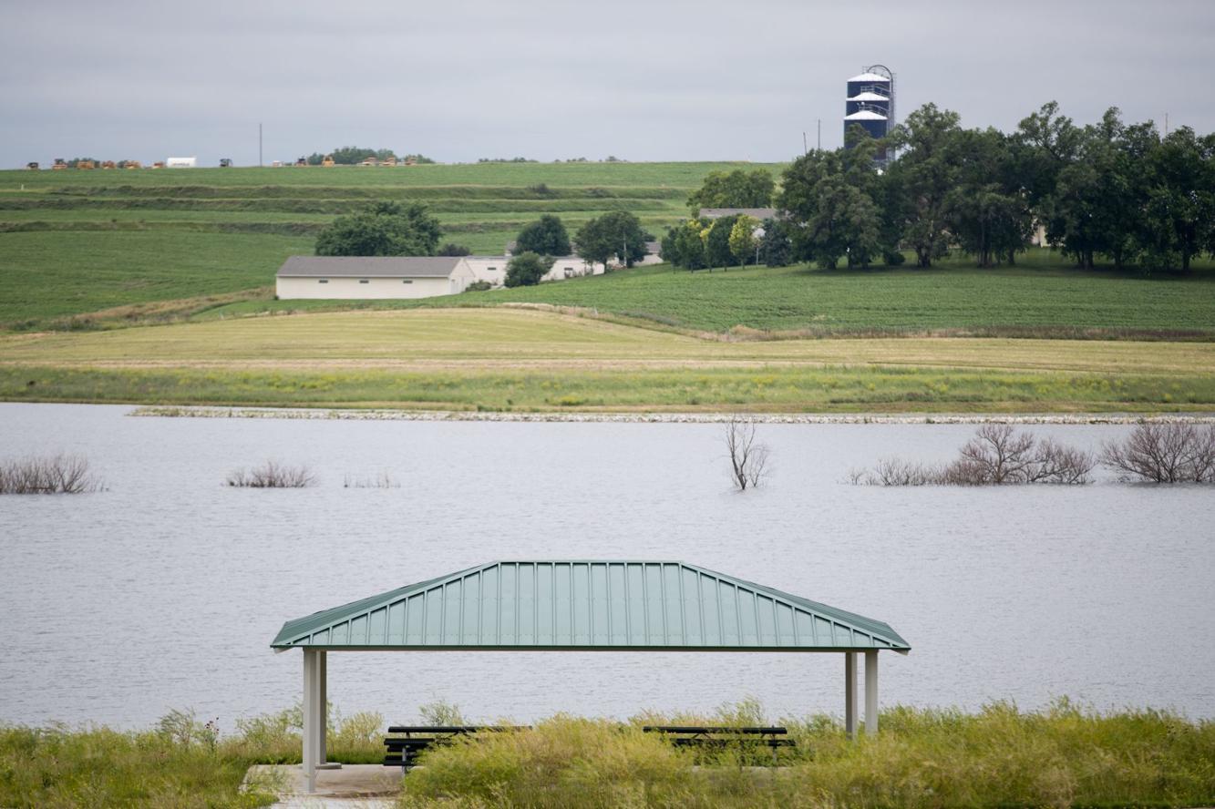 Body found in Flanagan Lake in northwest Omaha