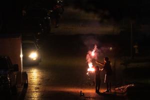 070426-owh-new-fireworks-cm-01.JPG