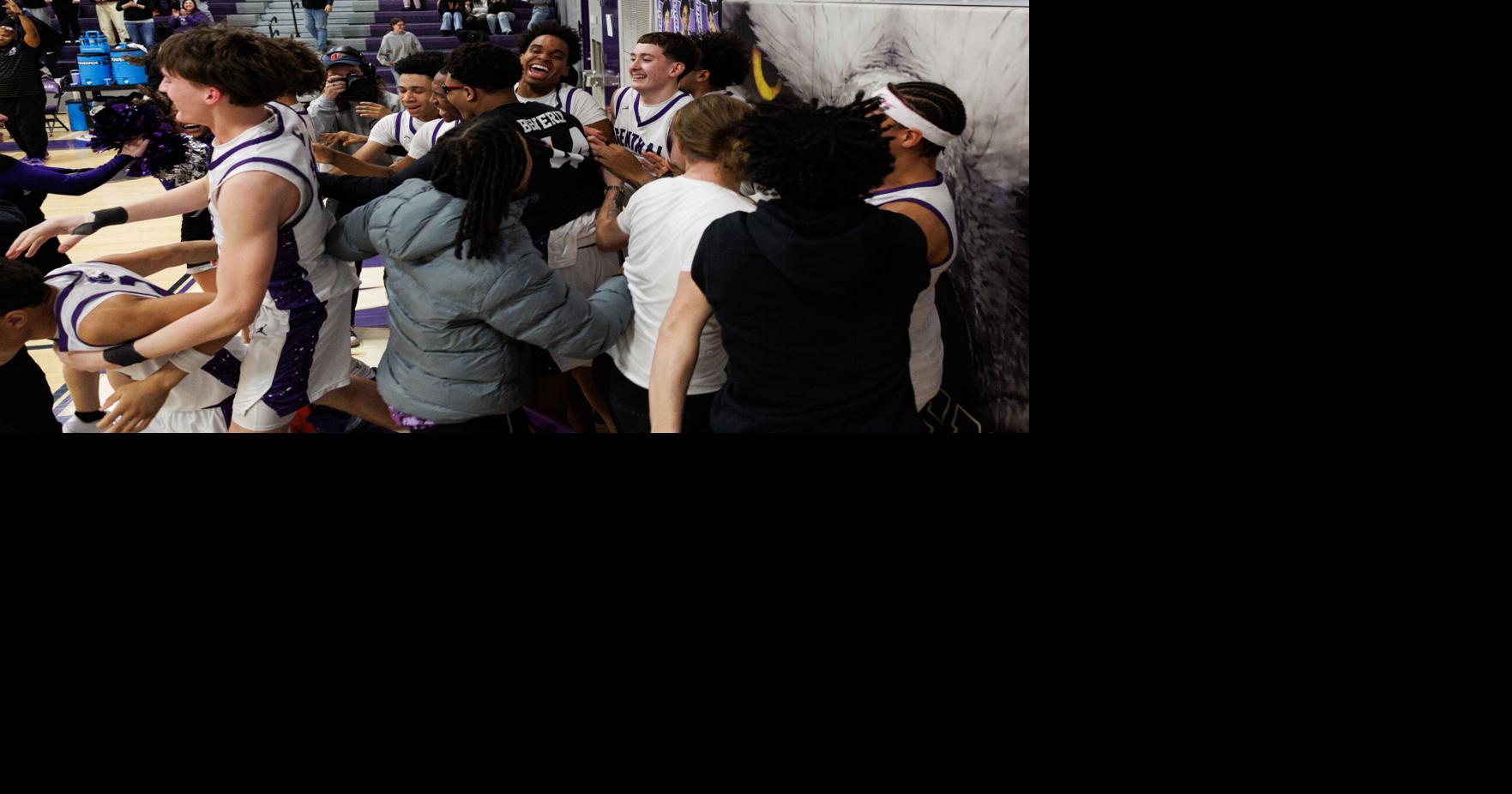 Photos: Omaha Central boys basketball hosts Lincoln Southwest