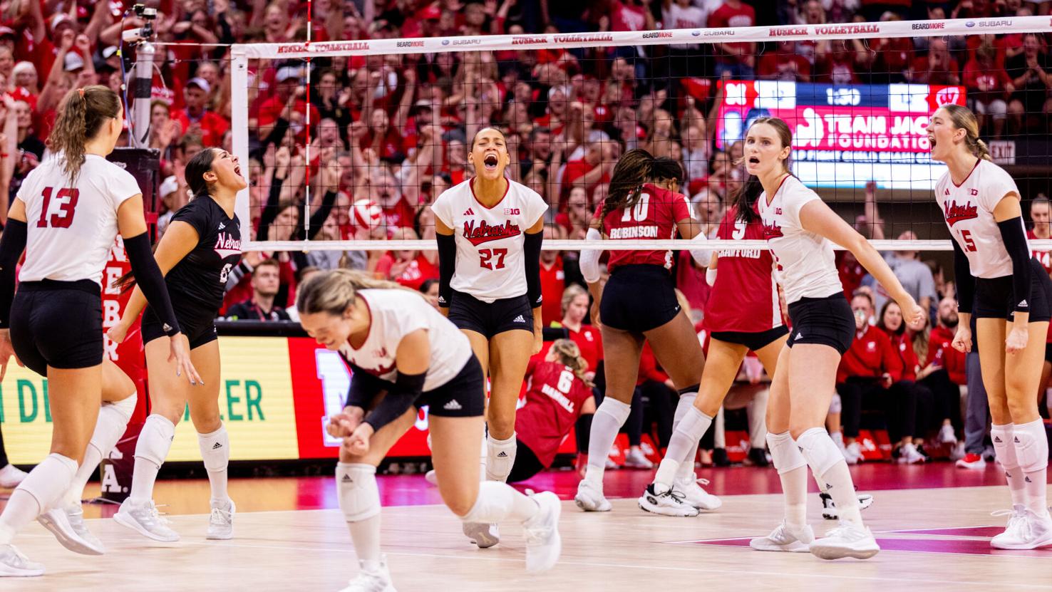 Live Nebraska volleyball vs. Wisconsin