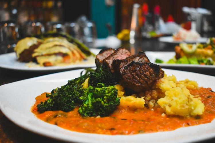 Where to Eat and Drink on Mondays in Downtown Omaha
