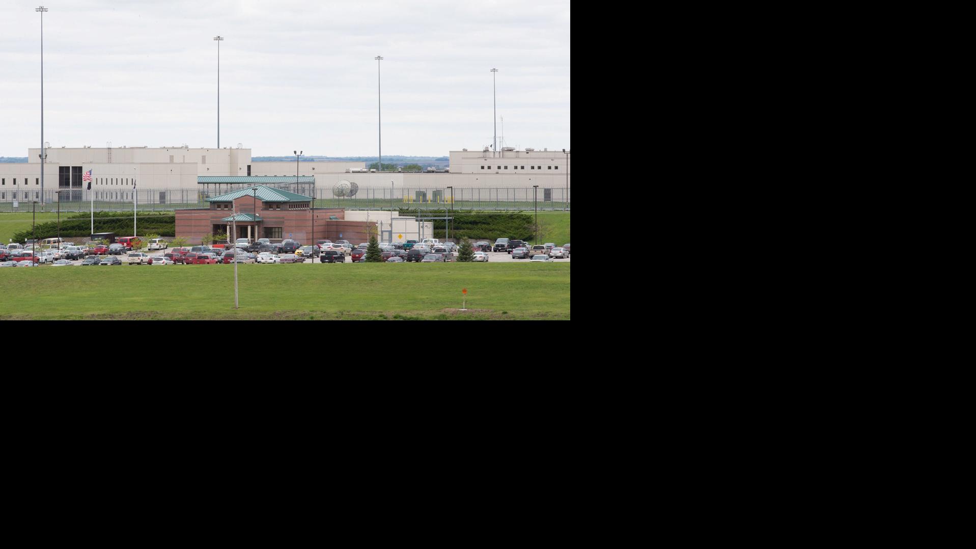 As Nebraska prison overcrowding hits record, Omaha police union calls for more beds State