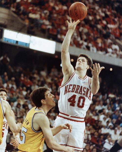 Shatel Led By Lore Of Beau And Bruce Husker Gems Against Kansas Rock To This Day Men S Basketball Omaha Com
