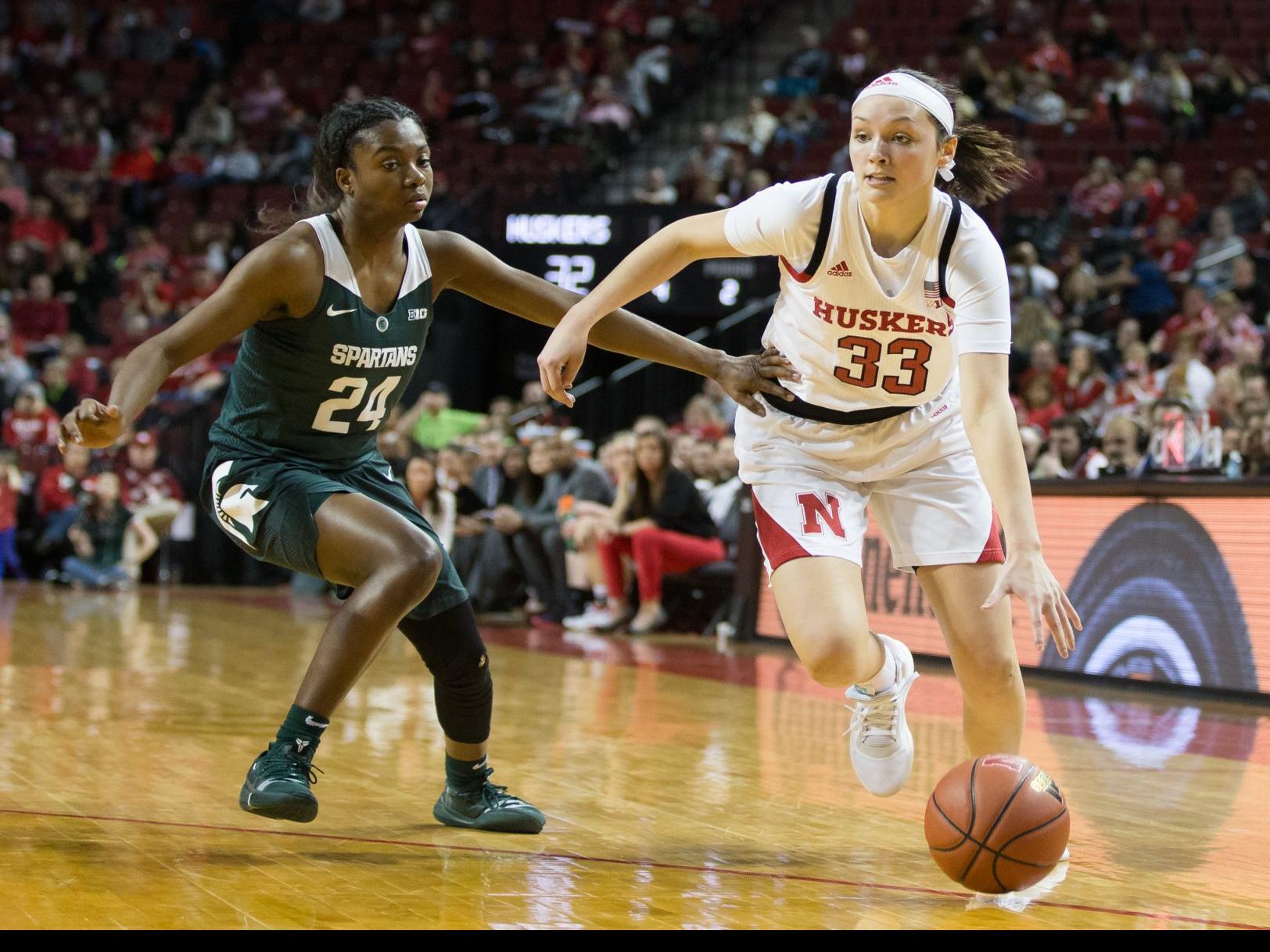 Husker Women Have Five Score In Double Digits To Upset No 24
