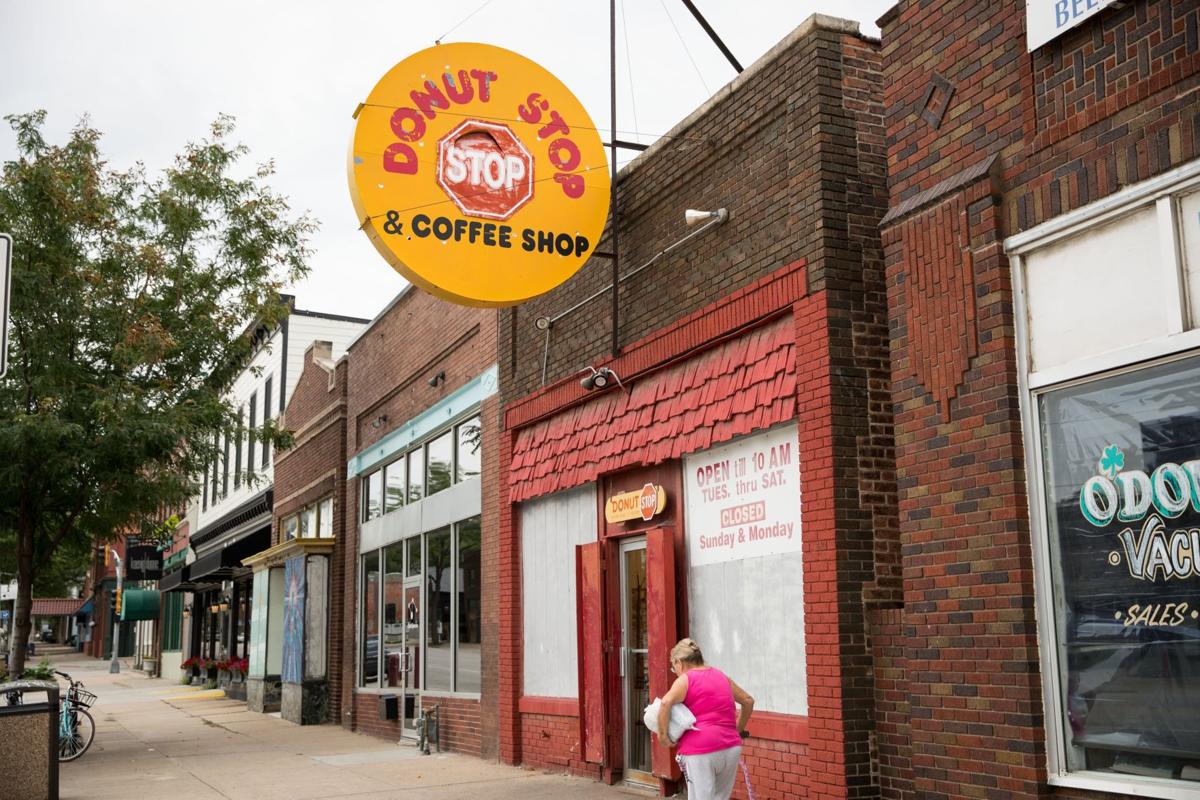 Late Night Donut Stop To Close After 30 Years It S Just Time 20180718 New Donut 1