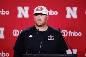 081126-owh-spo-huskerfb-nf-57