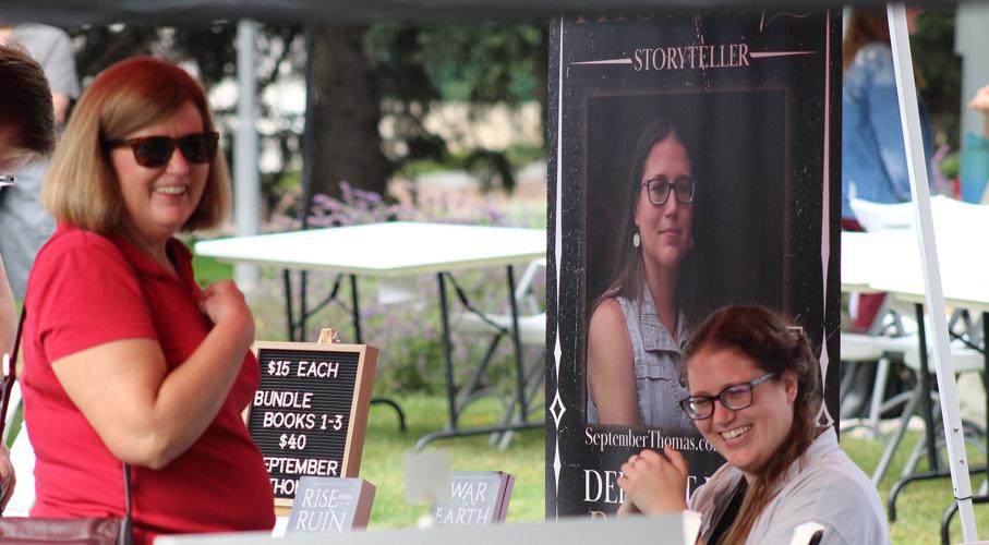 091723-sni-news-book-fest-p7.JPG