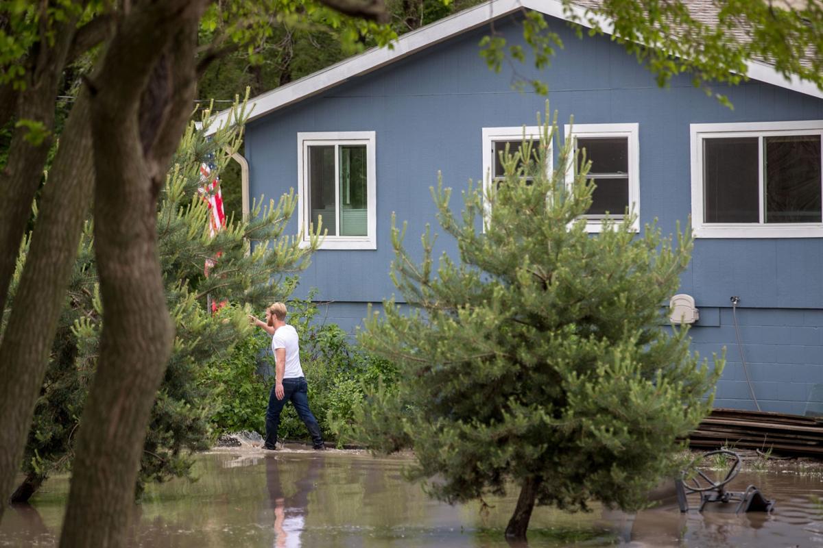 Flood Updates Stretches Of Interstate 29 Closed From Loveland