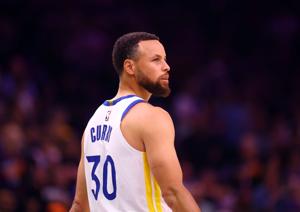 Apr 17, 2026; Phoenix, Arizona, USA; Golden State Warriors guard Stephen Curry (30) against the Phoenix Suns during the play-in rounds of the 2026 NBA Playoffs at Mortgage Matchup Center. Mandatory Credit: Mark J. Rebilas-Imagn Images