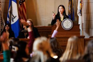 060426-owh-new-girlsstate-nf-21.JPG