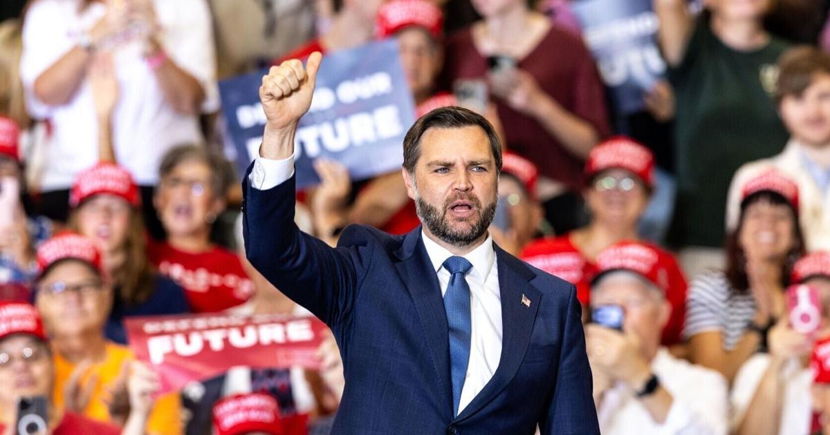 JD Vance rallies Iowa Republicans in Council Bluffs, backs Zach Lahn for ...