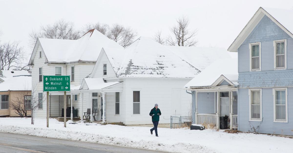 Human Etch A Sketch Runs To Honor Late Son Hundreds Of