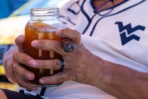 061226-owh-new-cwsgameone-jc-3.JPG
