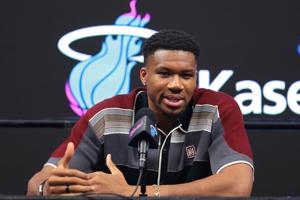 BASKETBALL-NBA/