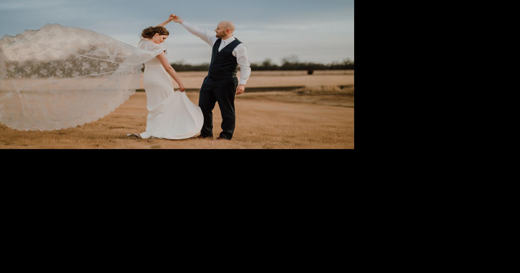 Real life Omaha couple get engaged at Neligh's drivein theater