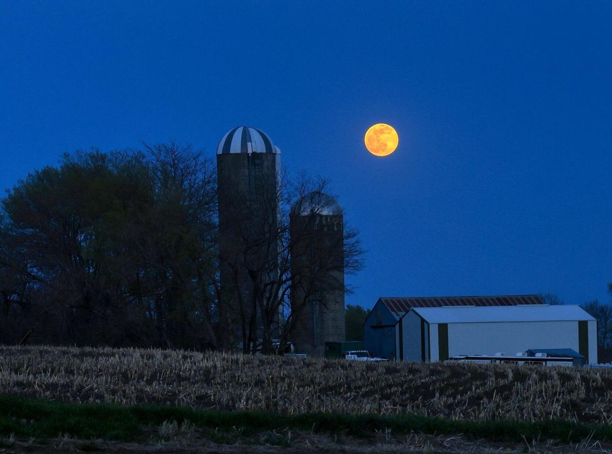 supermoon
