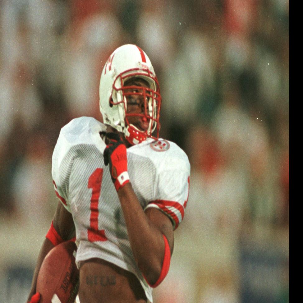 Ex Husker Lawrence Phillips Dies Day After Court Hearing Suicide
