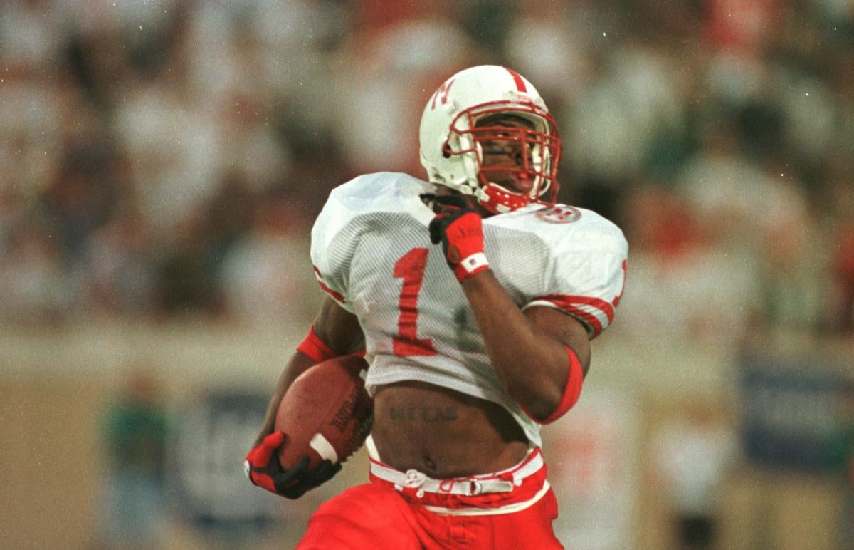 Ex Husker Lawrence Phillips Dies Day After Court Hearing Suicide