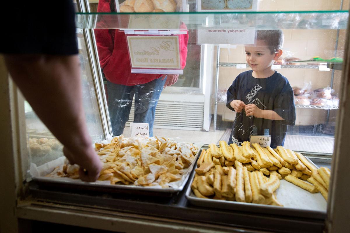 Layers of love for Lithuanian Bakery's torte: Word spreads ...