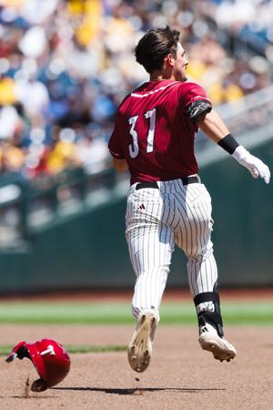 061226-owh-spo-cwsgameone-09