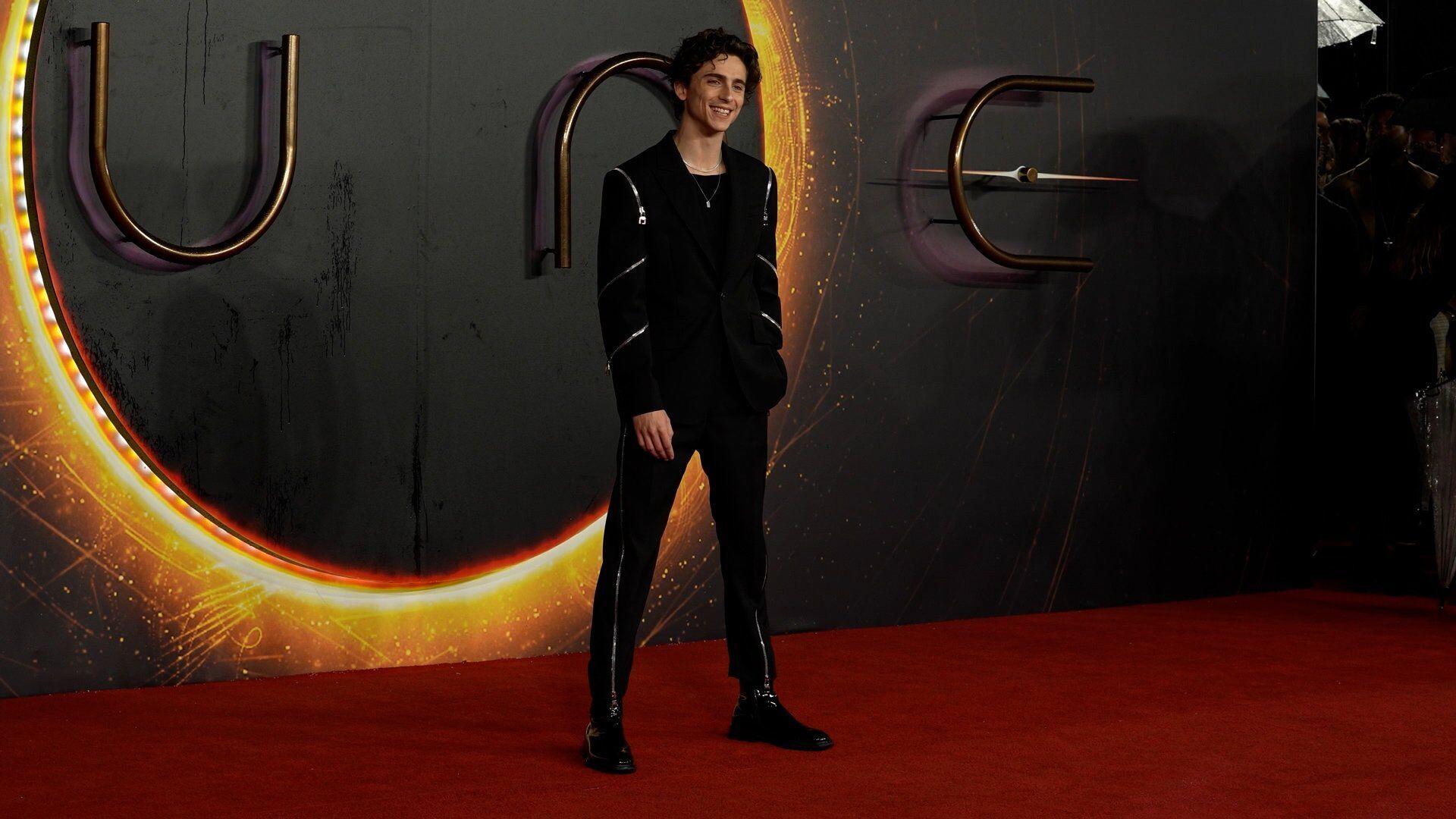 Bones and All: Timothée Chalamet Steals Hearts and Dines on Them