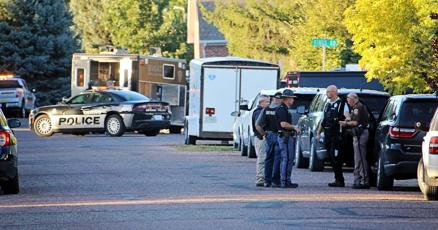 Standoff involving man with hostage continues in Gering Nebraska prompting schools to close Standoff involving man with hostage continues in Gering Nebraska prompting schools to close