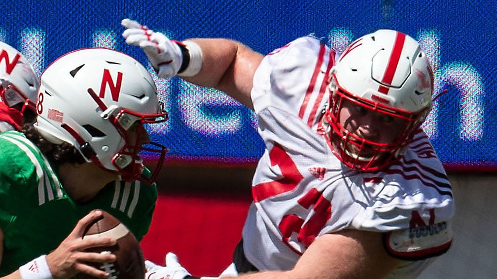 Nebraska football's 2022 alternate uniform honors 1983 'Scoring Explosion'  team