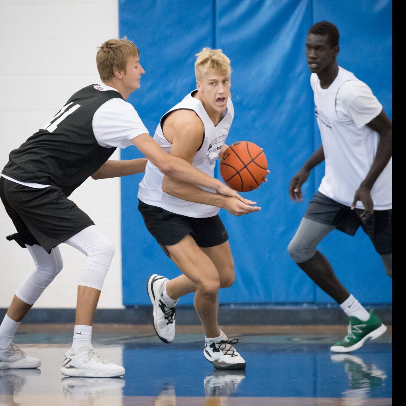 Lincoln East Wing Sam Griesel Commits To South Dakota
