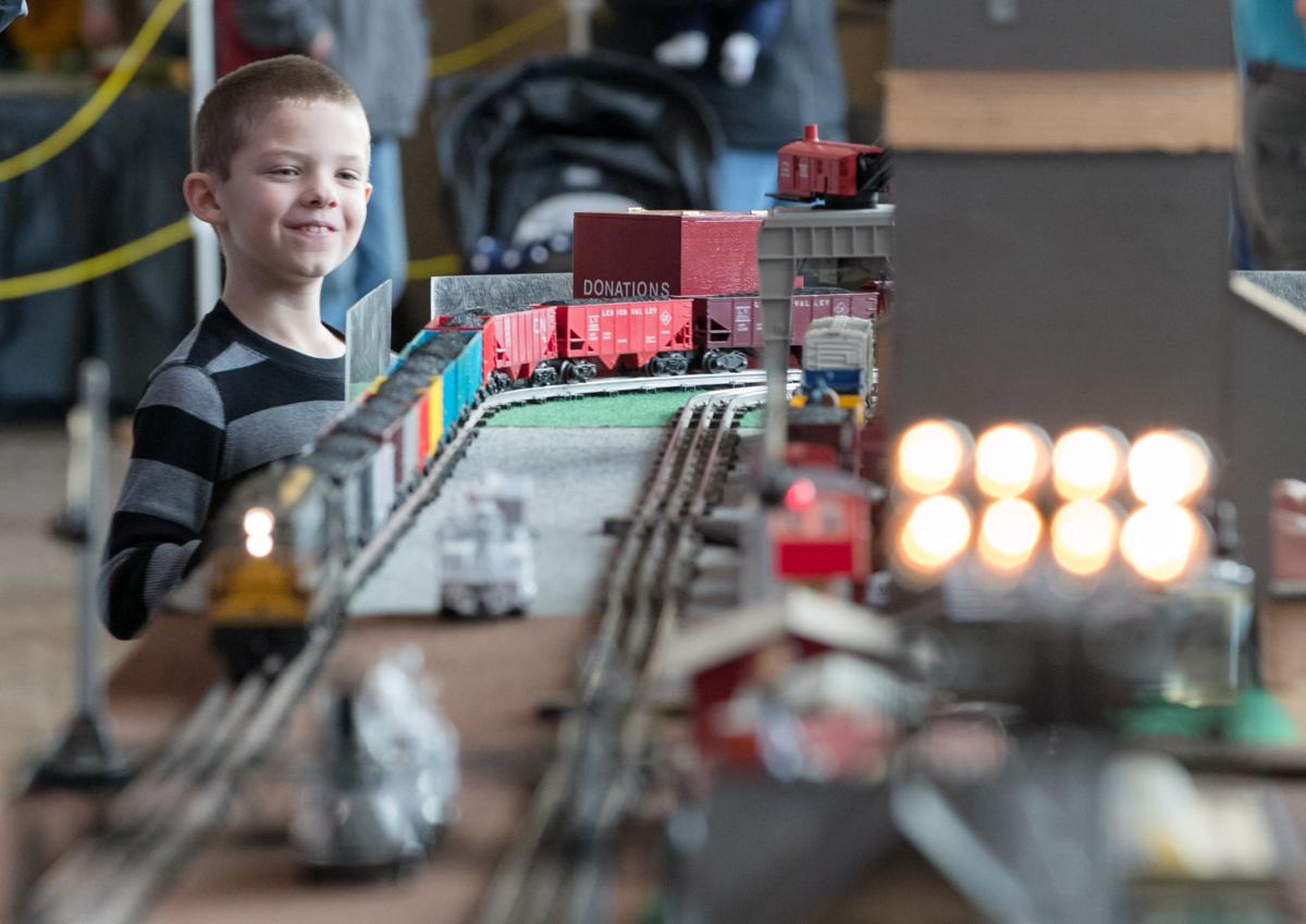 At the Great Train Show in Council Bluffs, exhibits inspire the next
