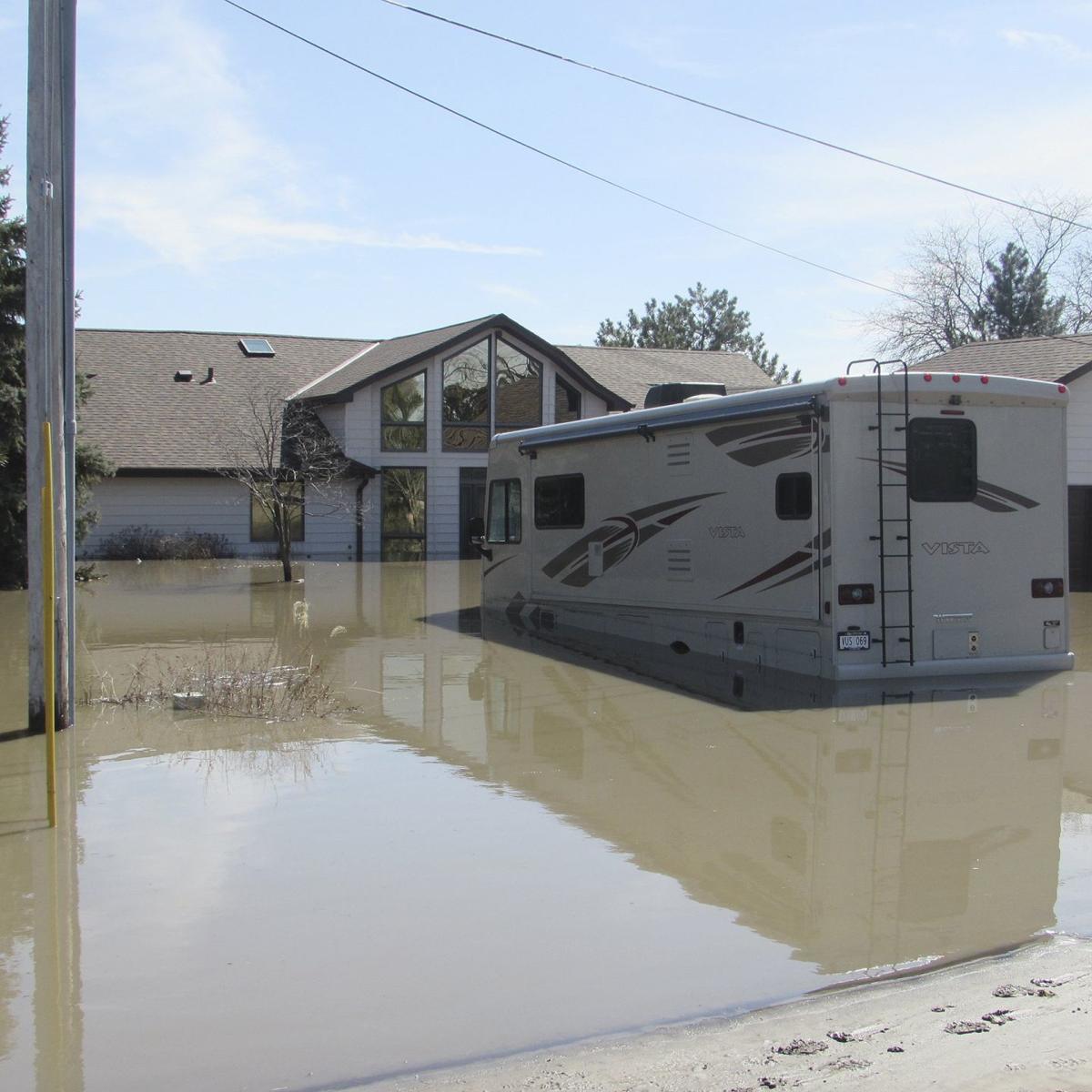 Unified Command set daily targets during flood response Bellevue