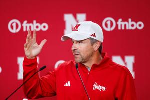 082526-owh-spo-huskerfb-nf-05.JPG